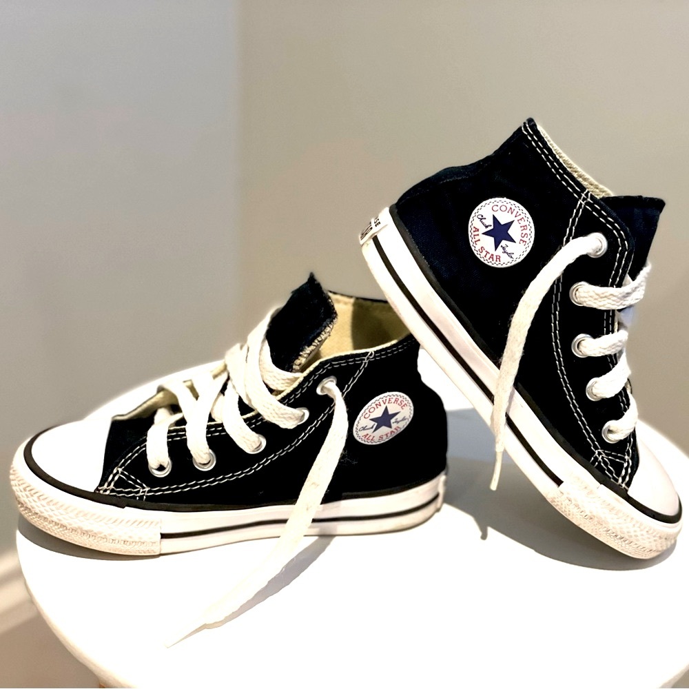 Toddler Converse Chuck Taylor High-Top Sneakers -- Size 7